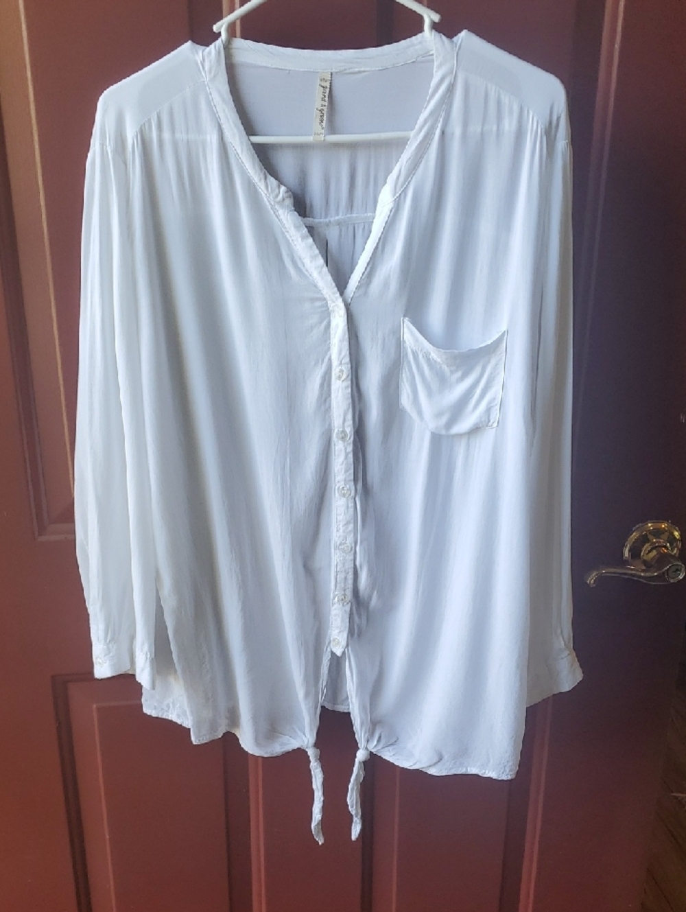 grand & greene White Button-Front Lightweight 100 Rayon Blouse